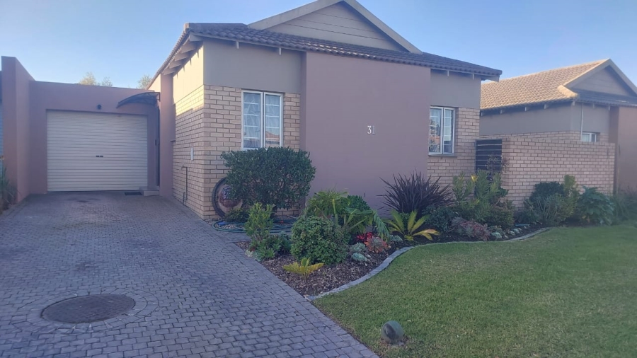 3 Bedroom Property for Sale in Pacaltsdorp Western Cape